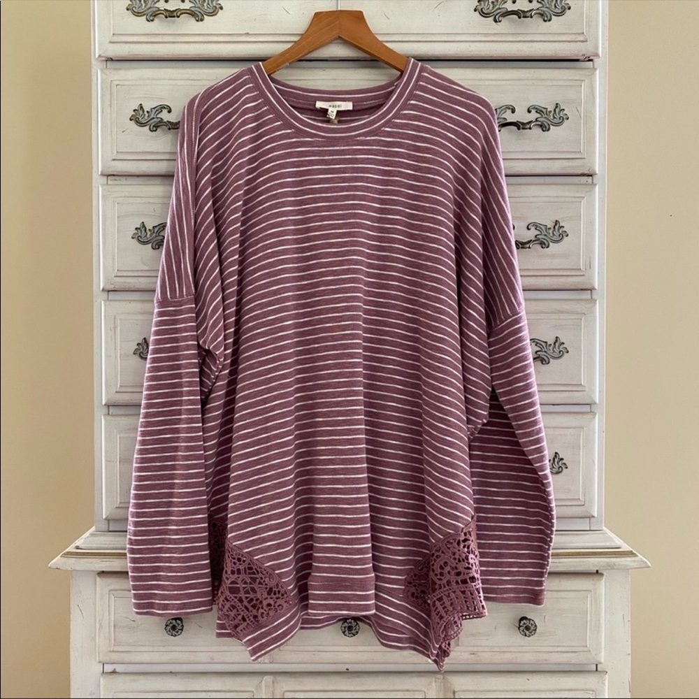 Vici Mauve Stripes Sweater